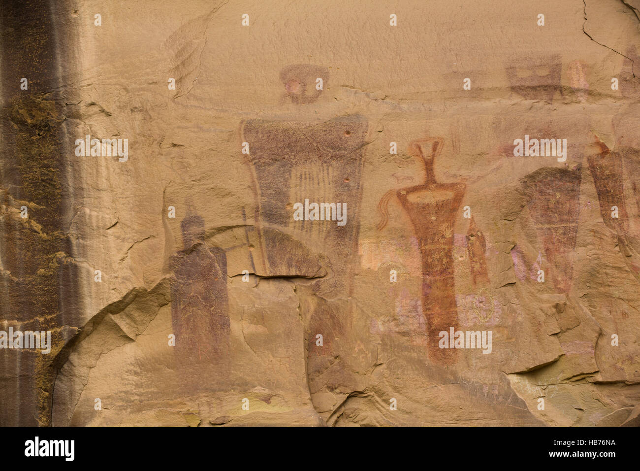 Anthropomorphen Formen, Piktogramme, Barrier Canyon Reef Stil, 6000 v. Chr. bis 100 v. Chr., Sego Canyon, Utah, USA Stockfoto