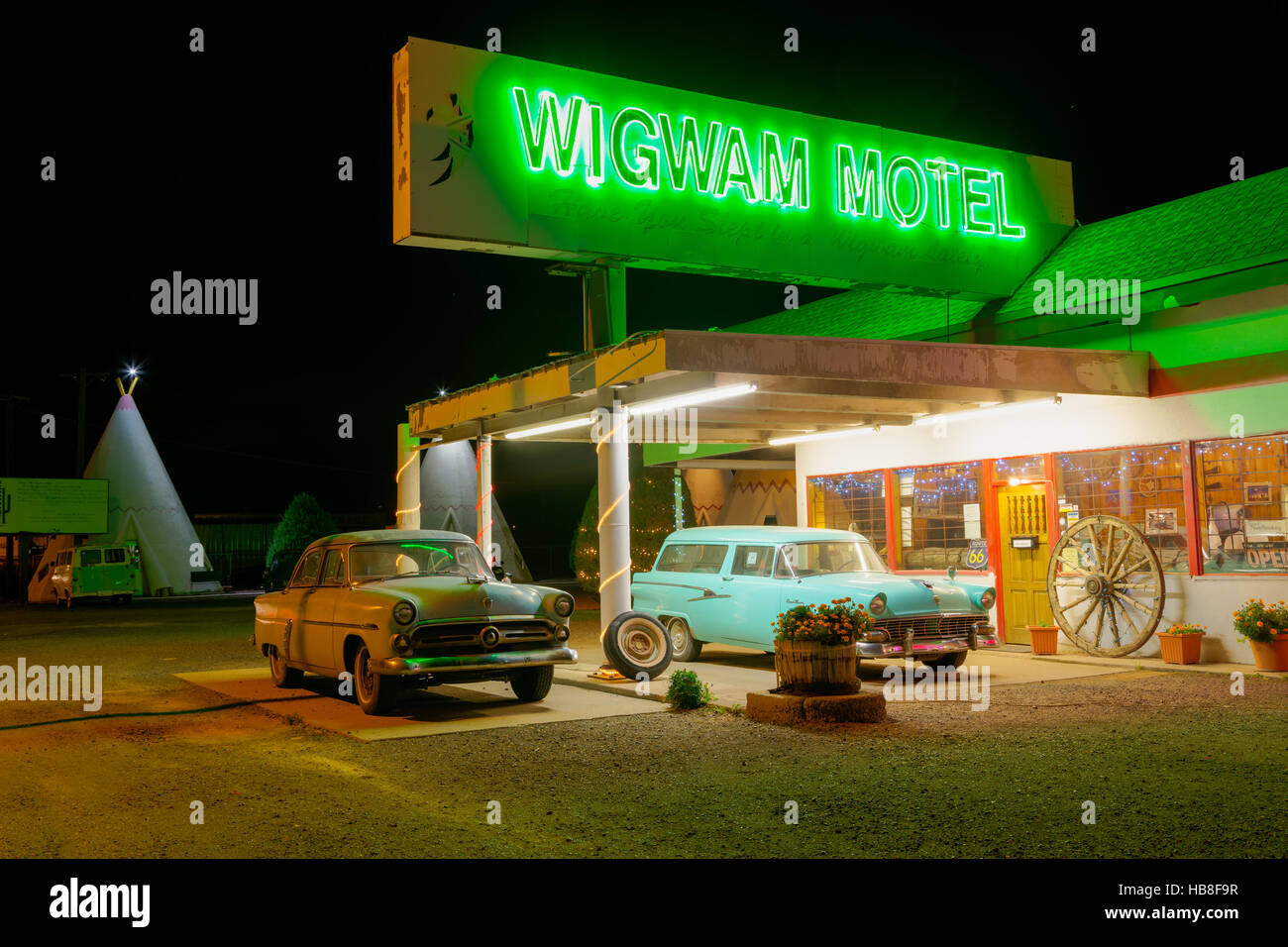 Wigwam Motel in der Nacht, Holbrook, Arizona, USA Stockfoto