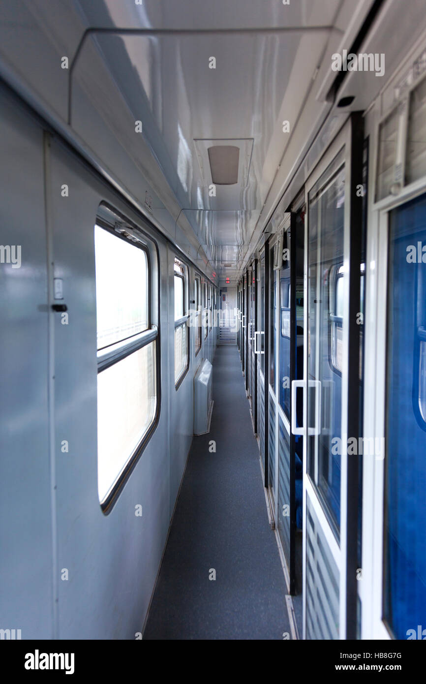 Long Distance Train mit Fahrgasträumen in Polen Stockfoto