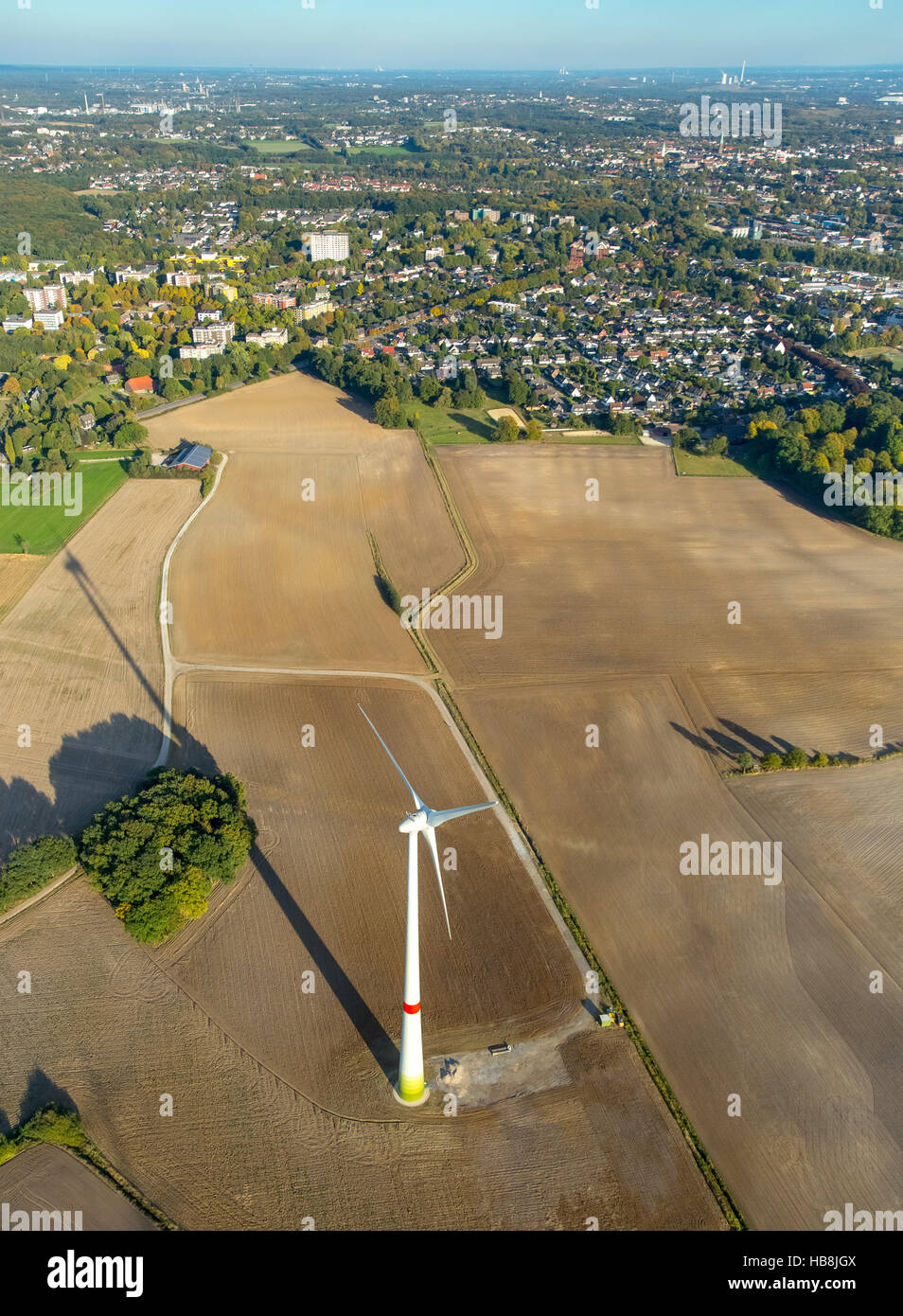 Luftaufnahme, Windkraftanlagen in der Nähe von Wohngebieten Rentfort, Gladbeck, Ruhrgebiet, Nordrhein-Westfalen, Deutschland, Europa, Antenne Stockfoto