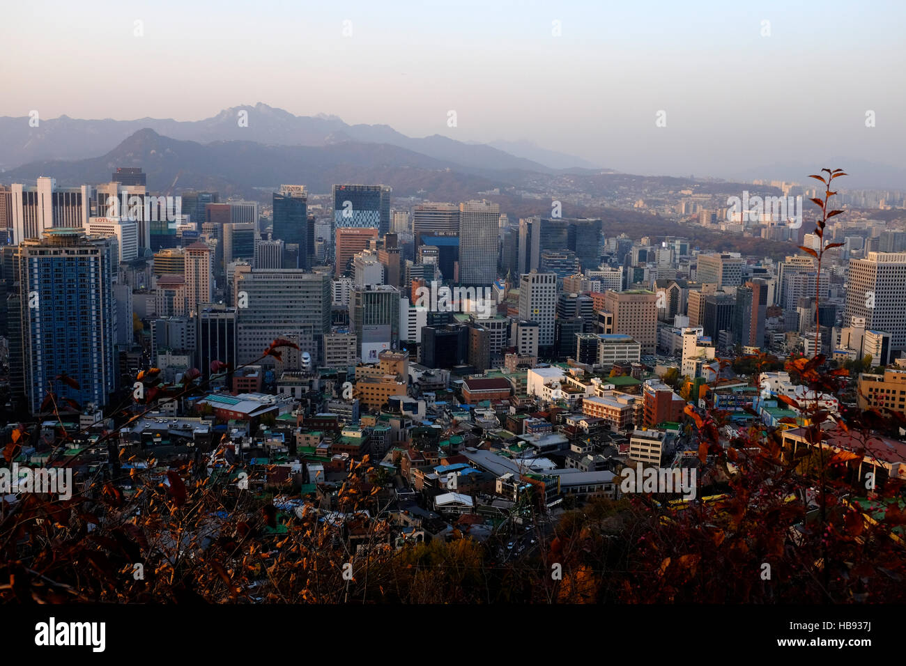 Seoul, Südkorea bei Sonnenuntergang Stockfoto