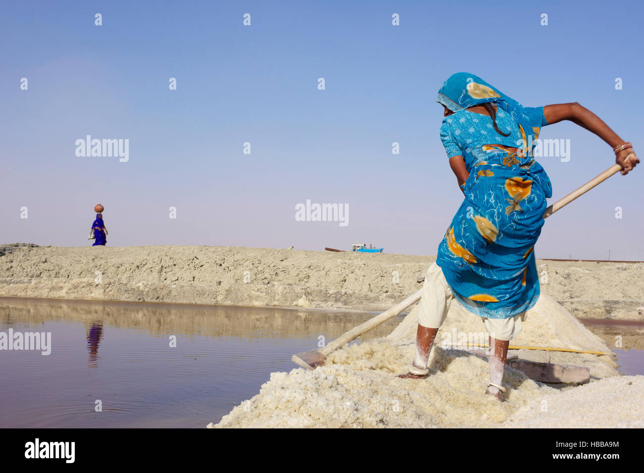 Inde, Rajasthan, mine de Sel Sur le Lac Salé de Sambhar. Indien, Rajasthan, Salzbergwerk am Sambhar Salzsee. Stockfoto