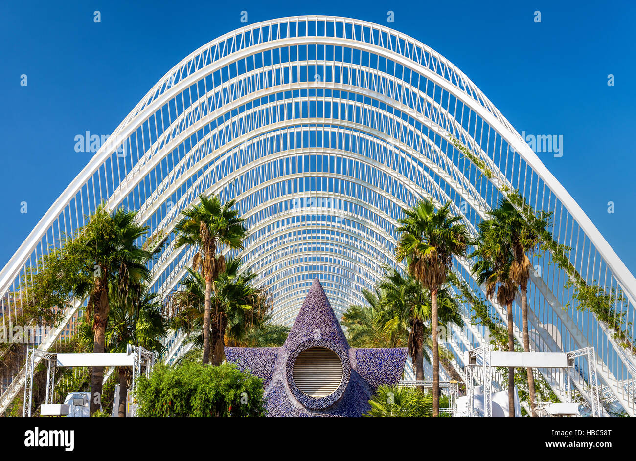 Pflanzen in das Umbracle, einen gepflegten Spaziergang in er Stadt der Künste und Wissenschaften - Valencia, Spanien Stockfoto