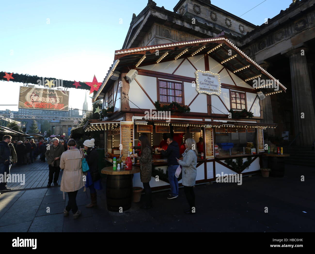 Weihnachtsmarkt Edinburgh Schottland Dezember 2016 Stockfoto