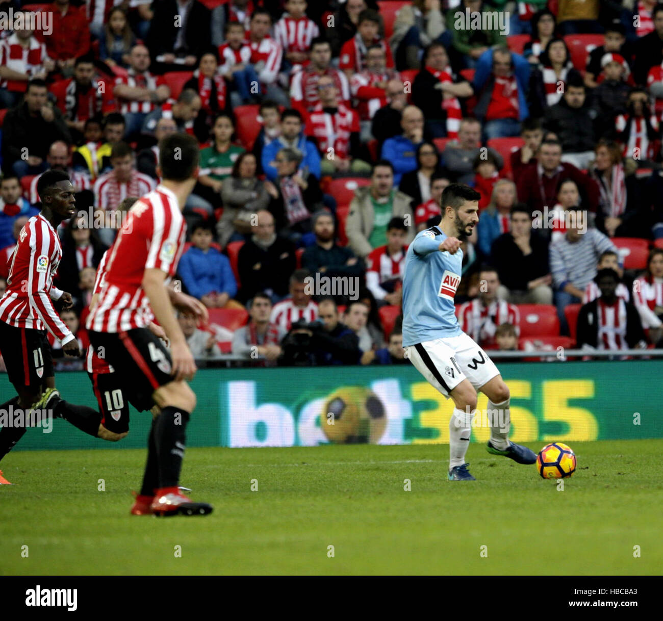 Bilbao, Spanien. 4. Dezember 2016. Mactch Tag 14 Spiel der La Liga Santander 2016-2017 Saison zwischen Athletic Club Bilbao und S.D Eibar gespielt San Mames Stadion am Sonntag, 4. Dezember 2016. Bilbao, Spanien. Bildnachweis: VWPics/Alamy Live-Nachrichten Stockfoto