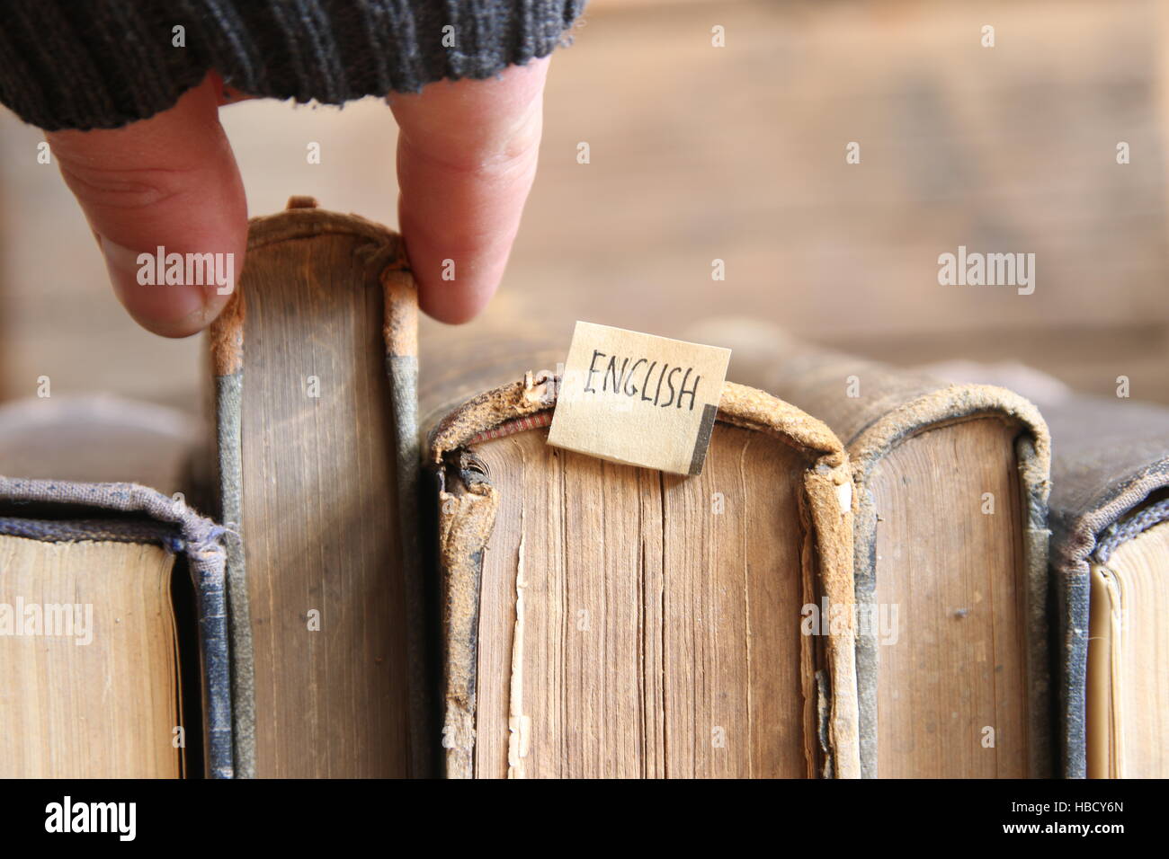 Lernen englische Konzept, Tag und Vintage Books, soft-Fokus. Abgeschwächt. Stockfoto