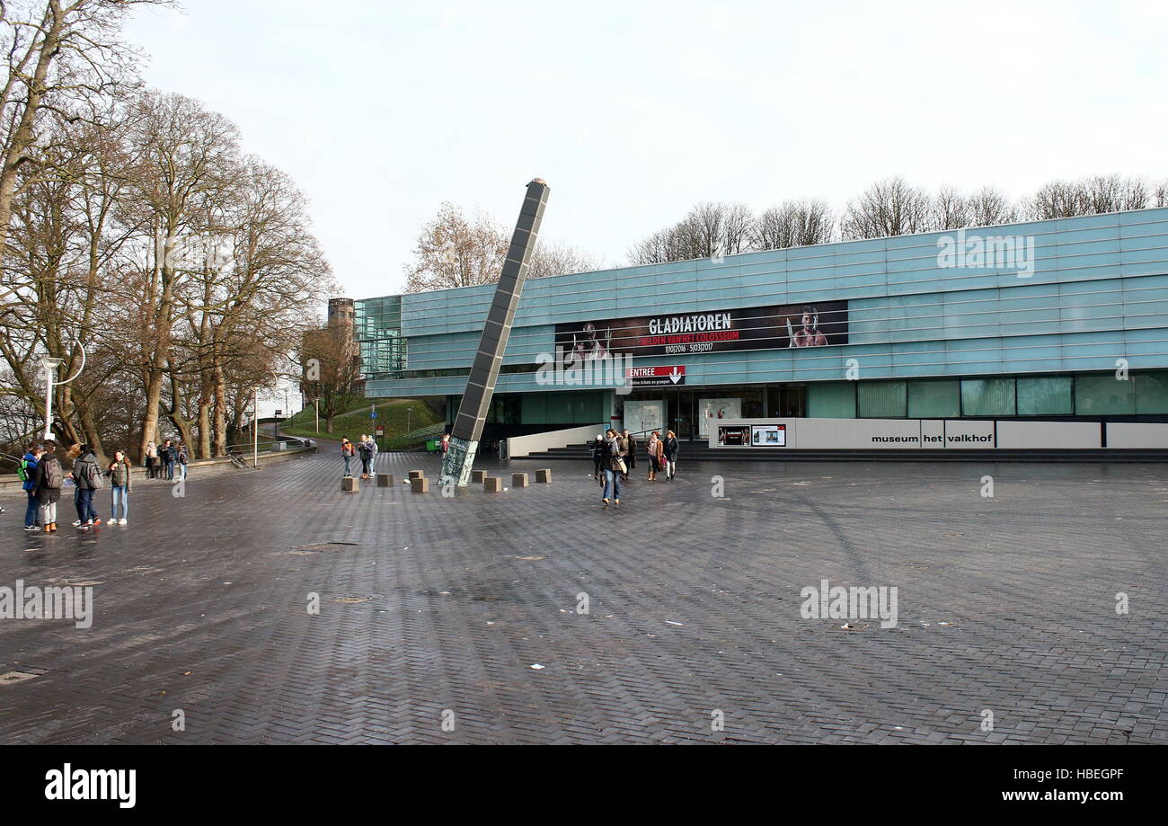 Valkhof Archäologie & Kunst Museum in der Stadt Nijmegen, Provinz Gelderland, Niederlande, entworfen von Ben Van Berkel (1999) Stockfoto