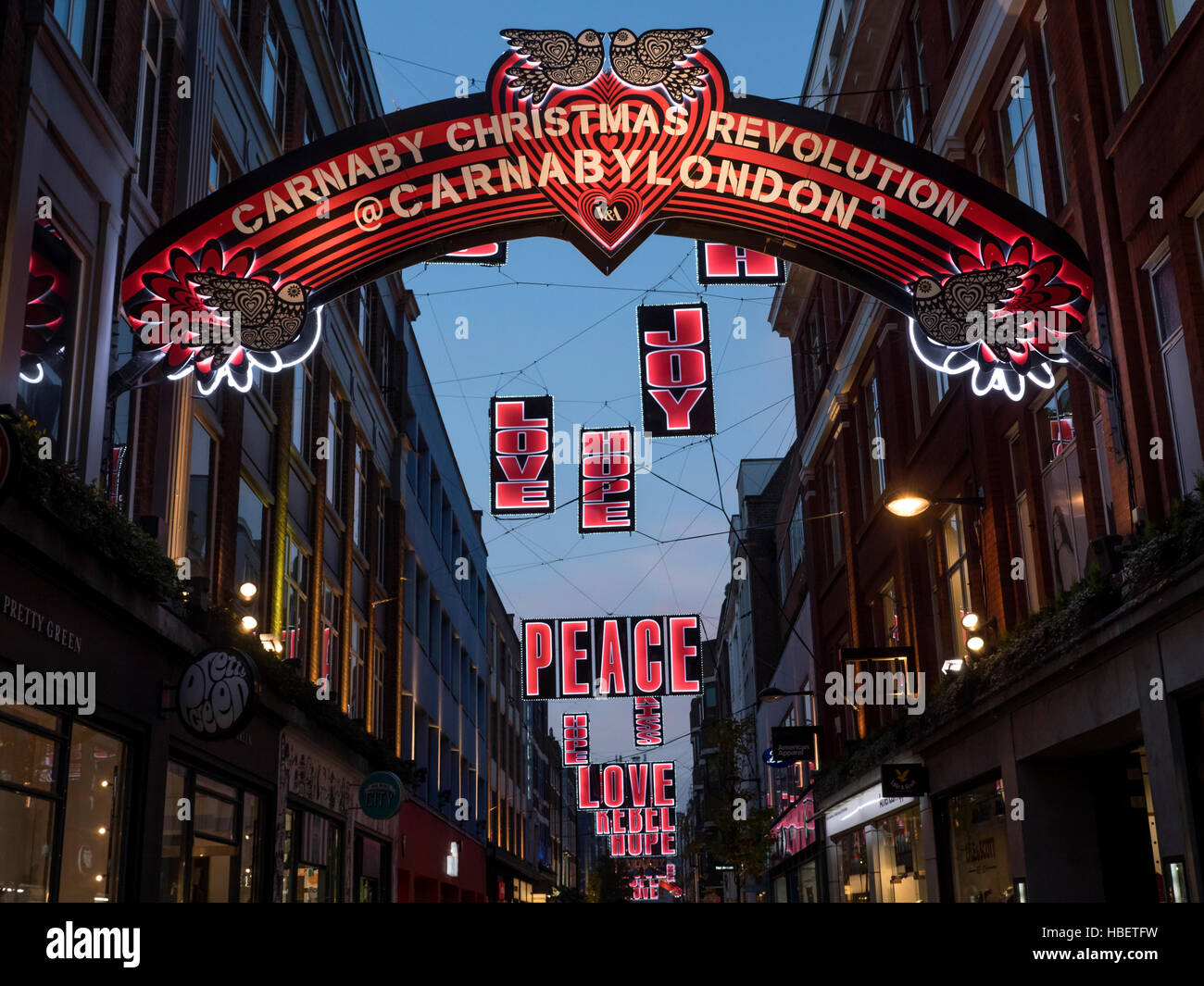 Weihnachtsbeleuchtung in der Carnaby Street und umliegenden Straßen von Soho London UK 2016 Stockfoto