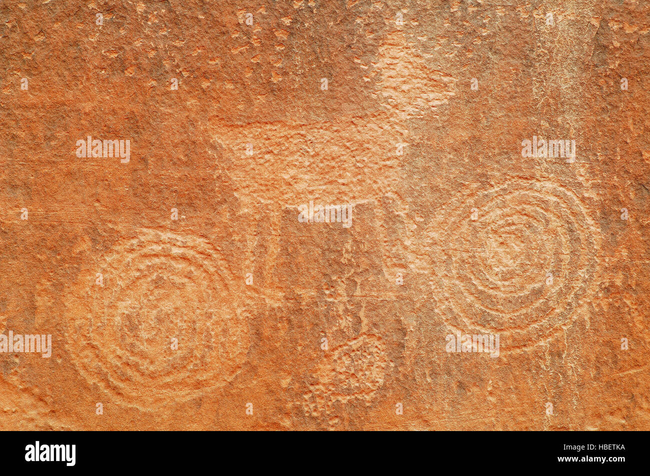 Pronghorn Antilope und Spiralen, Auge der Sonne Petroglyph Wand, Monument Valley Navajo Tribal Park, Navajo Nation Reservation, die Grenze zu Utah/Arizona Stockfoto