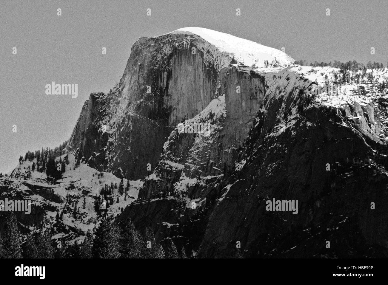 Yosemite Half Dome im Schnee Stockfoto