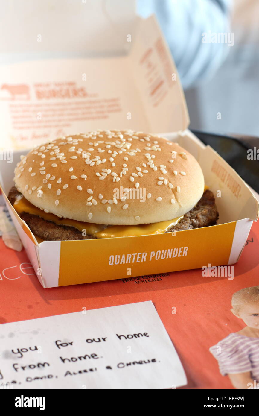 Australische McDonald Quarter Pounder Burger Stockfoto