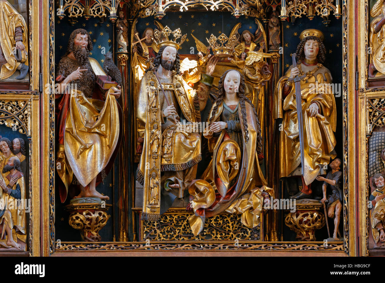 Krönung der Jungfrau in Schwabacher Altar, Kirche St. Johannes und St. Martin, Schwabach, Mittelfranken, Franken Stockfoto