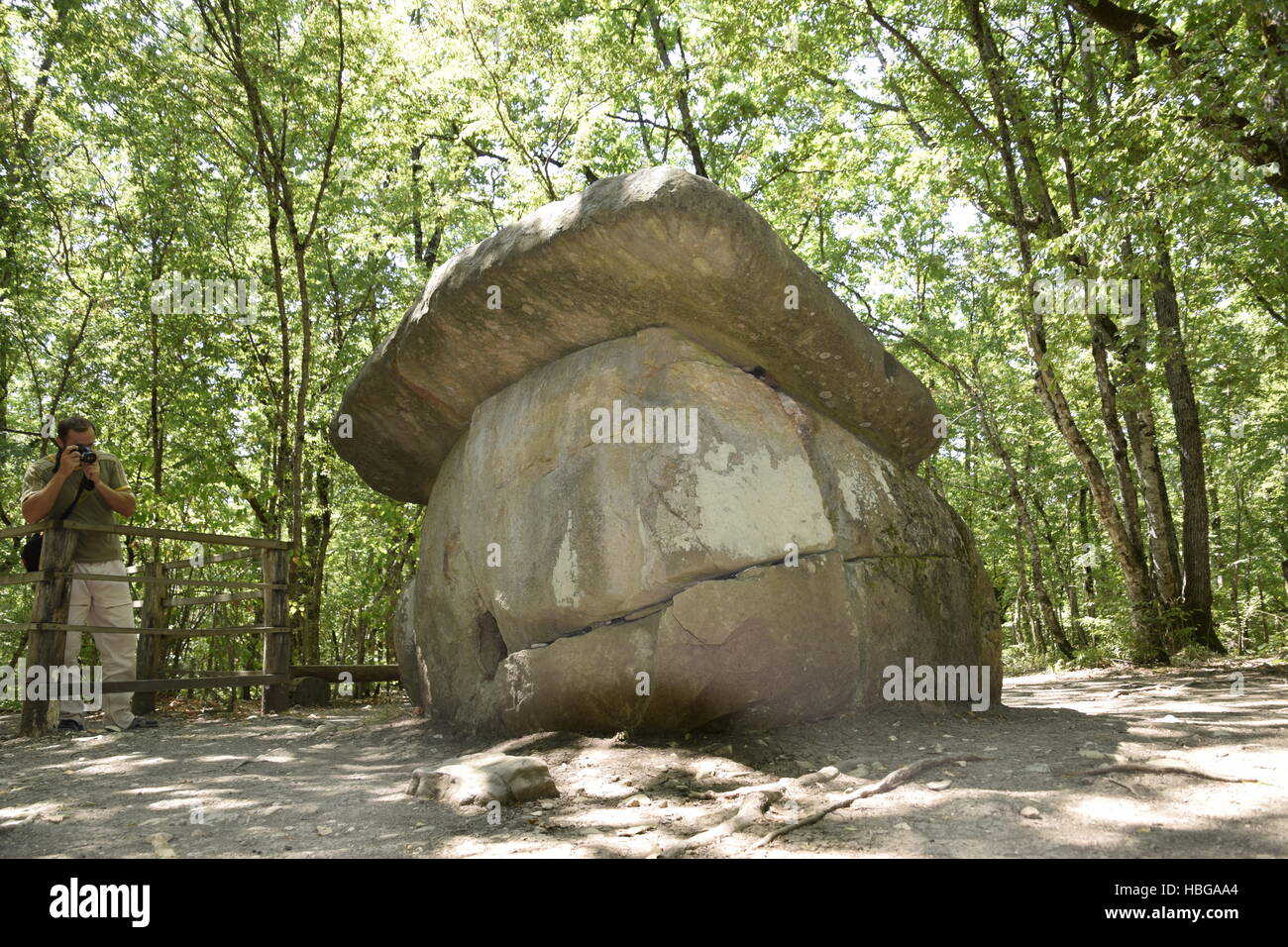 Große Shapsug dolmen Stockfoto