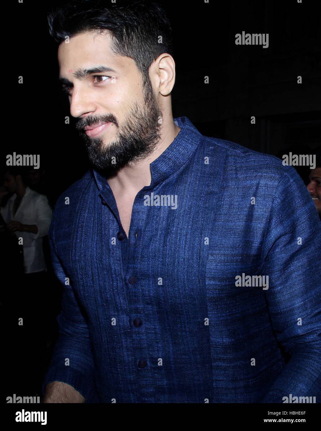 Bollywood-Schauspieler Sidharth Malhotra während Aamir Khan Diwali Party in Mumbai, Indien am 23. Oktober 2014. Stockfoto