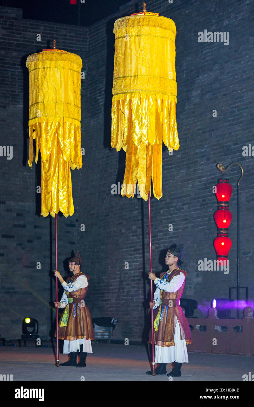 Performer im chinesischen kulturellen zeigen, Xian, China Stockfoto