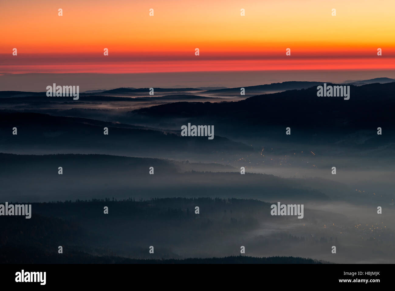 Sonnenaufgang am großen Arber Berg, Bayern, Deutschland Stockfoto