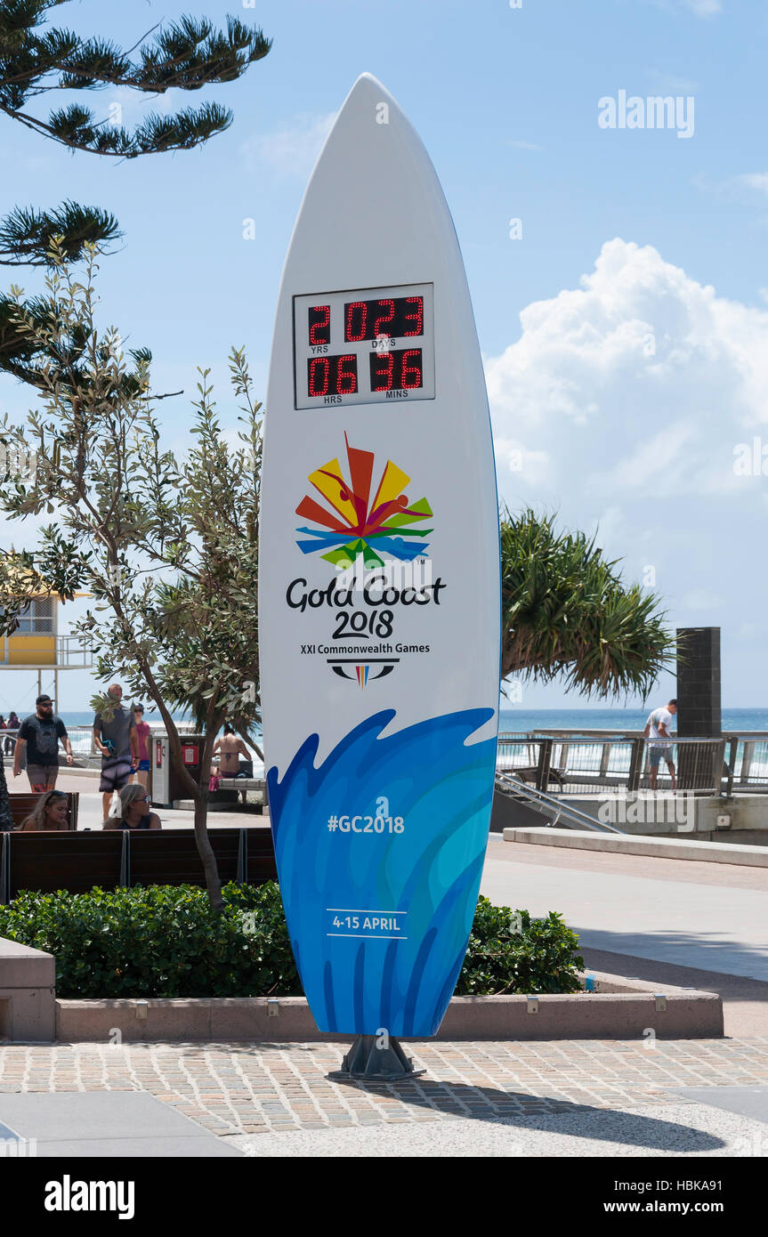 Commonwealth Games 2018 Countdown Surfbrett Zeichen, The Esplanade, Surfers Paradise, City of Gold Coast, Queensland, Australien Stockfoto