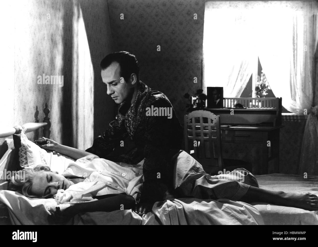 DES Teufels Auge, (aka DJAVULENS OGA), Bibi Andersson, Jarl Kull, 1960 Stockfotografie Alamy