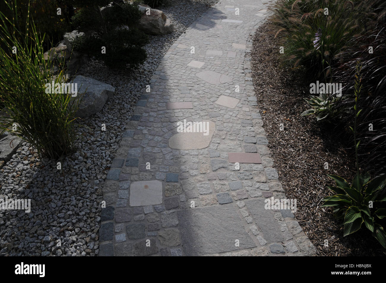 Garten Wege Pflaster Stockfoto Bild 127709230 Alamy