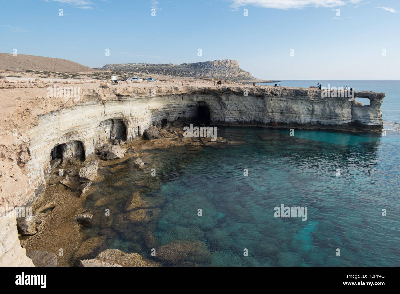 Blick über die schöne Bucht am Kap Greco in Zypern Stockfoto