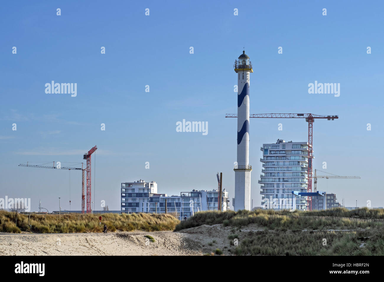 Lighthouse-Lange Nelle und neue Wohnungen zu bauen für Immobilien-Projekt Oosteroever im Hafen von Ostende an der belgischen Nordseeküste, Belgien Stockfoto