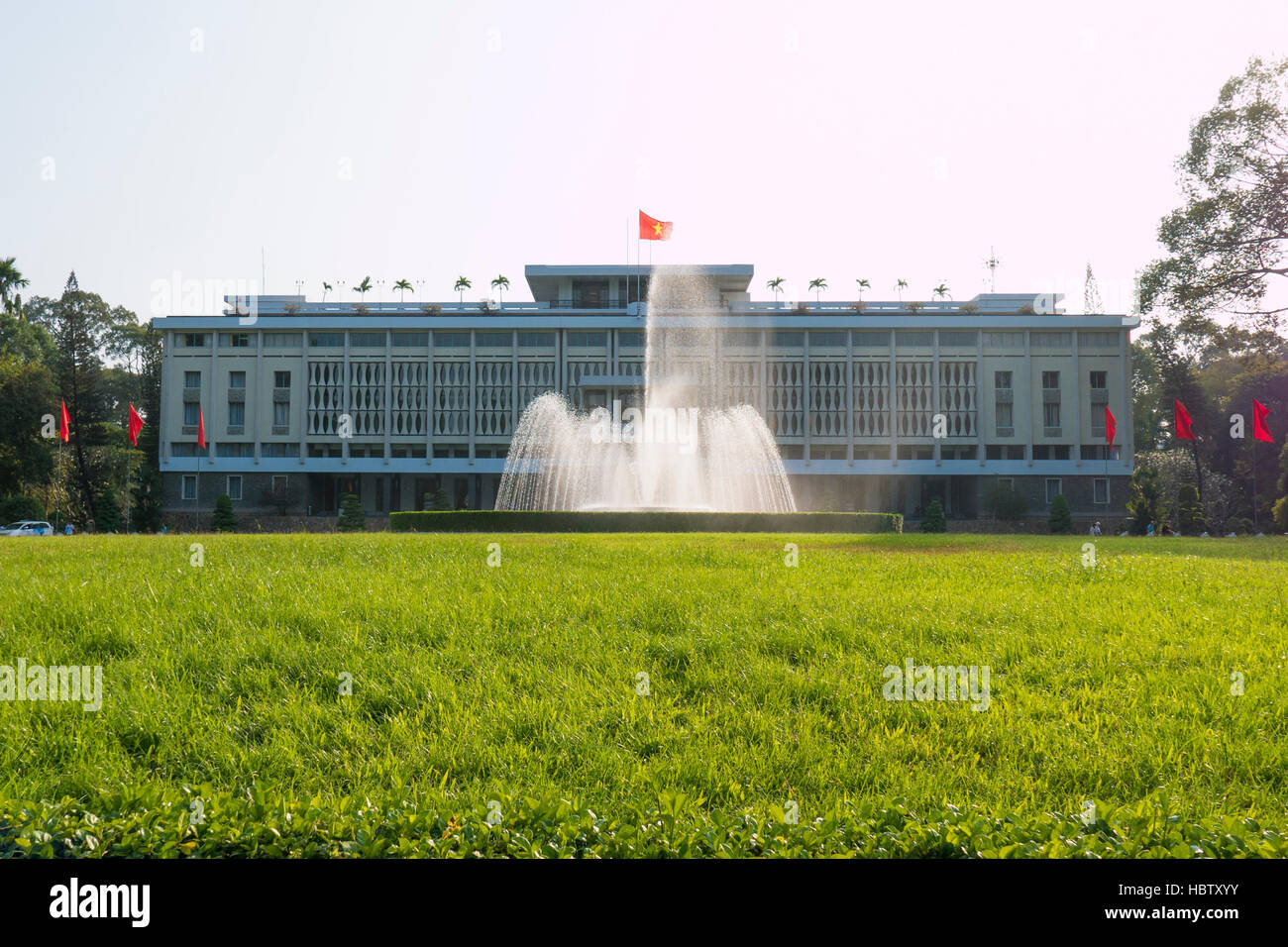 Unabhängigkeit-Palast in Ho-Chi-Minh-Stadt mit Brunnen, Vietnam Stockfoto