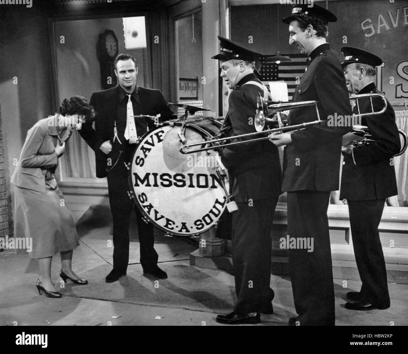 GUYS AND DOLLS, Jean Simmons, Marlon Brando, Regis Toomey, Kay Kuter ...