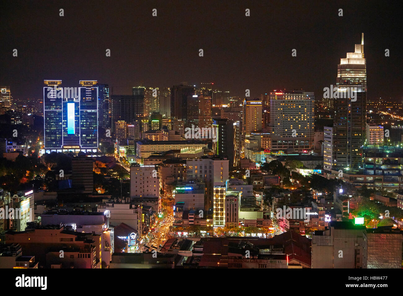 Die Innenstadt von Ho Chi Minh (Saigon) in der Nacht, Vietnam Stockfoto
