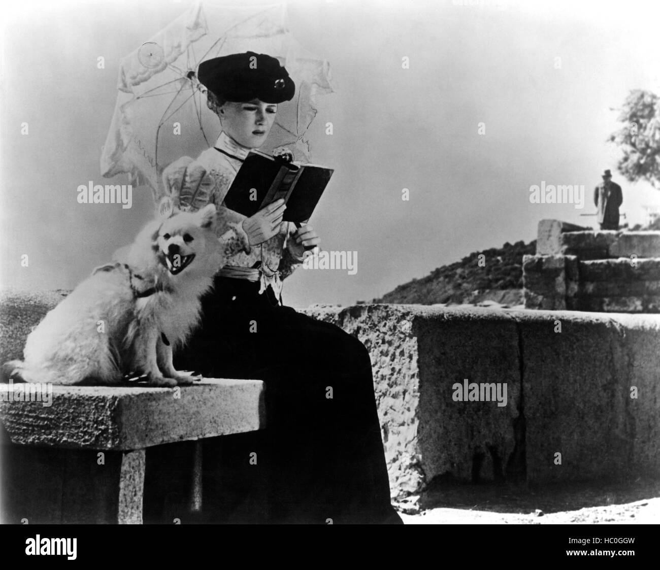 DIE Dame mit dem Hund, (aka DAMA S SOBACHKOY), Iya Savvina, 1960  Stockfotografie - Alamy