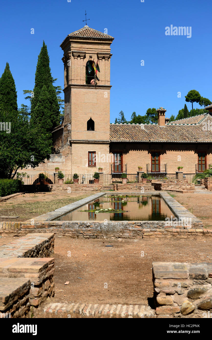 Garten des Partal Alhambra Paläste und Gärten Granada Spanien UNESCO RM Floral Stockfoto