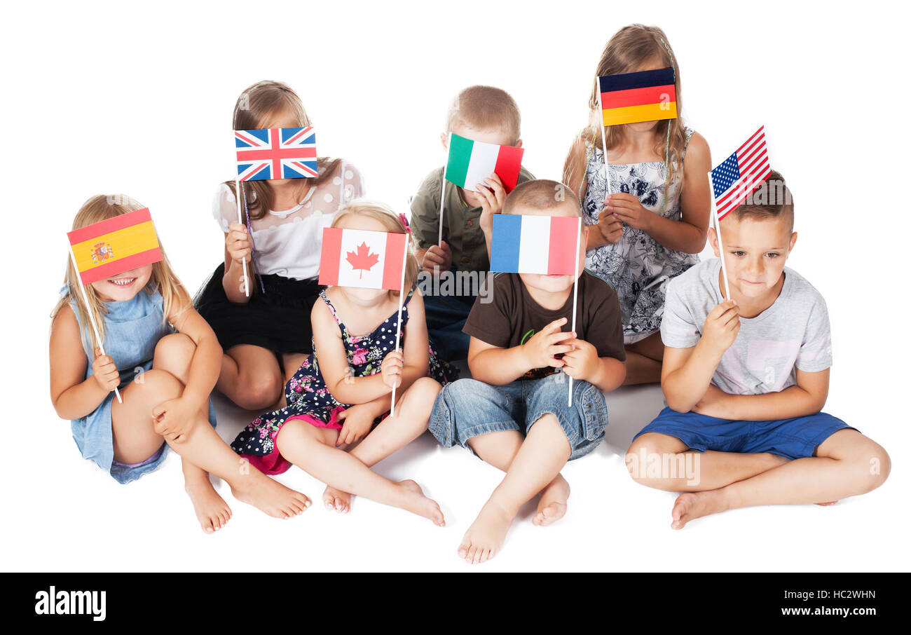 Polen-Gruppe Flaggen verschiedener Länder. Deutsche Flagge, Fahne, England, Spanien, Kanada, Amerika, Russland, Frankreich Flagge Stockfoto