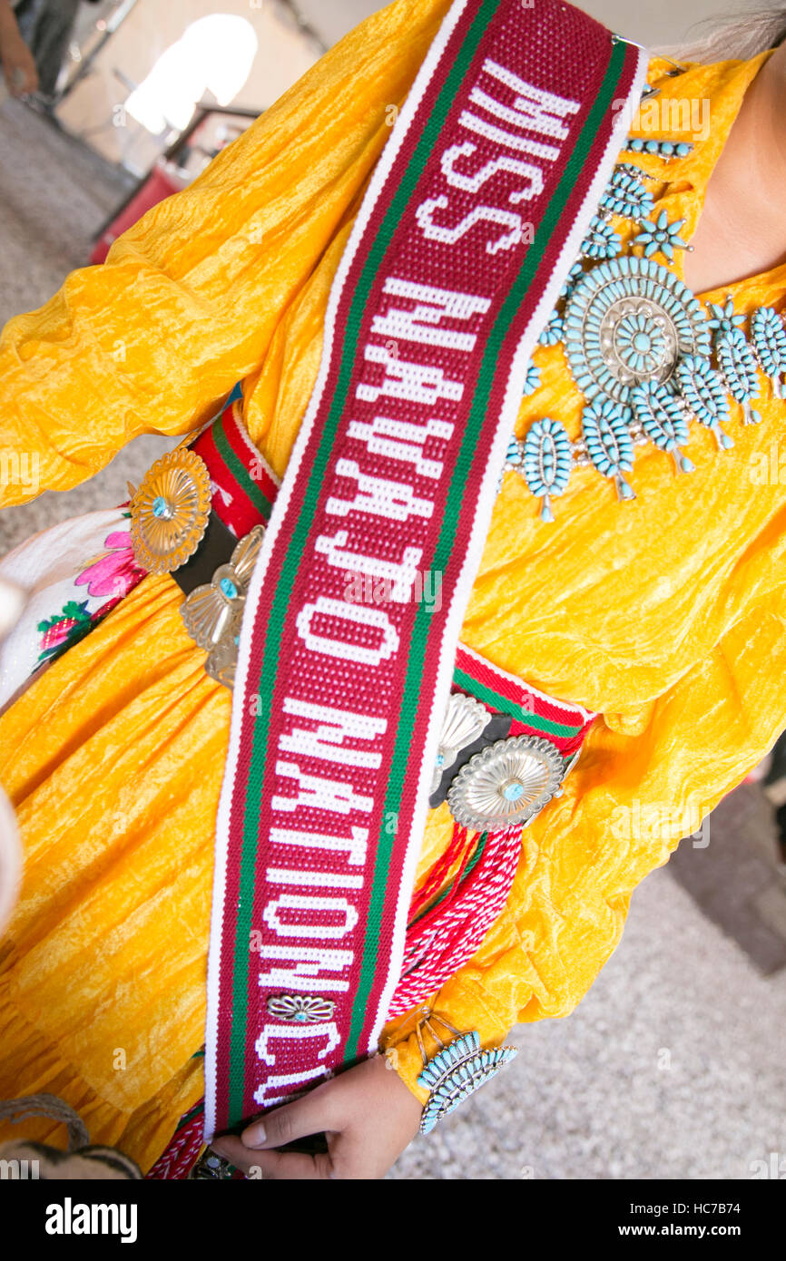Navajo-Nation, Window Rock, AZ USA.  Navajo-Nation-Messe. Miss Navajo Nation Schönheitswettbewerb. 2015/2016 Miss Navajo Nation Sieger Alyson Jeri Shirley. Stockfoto