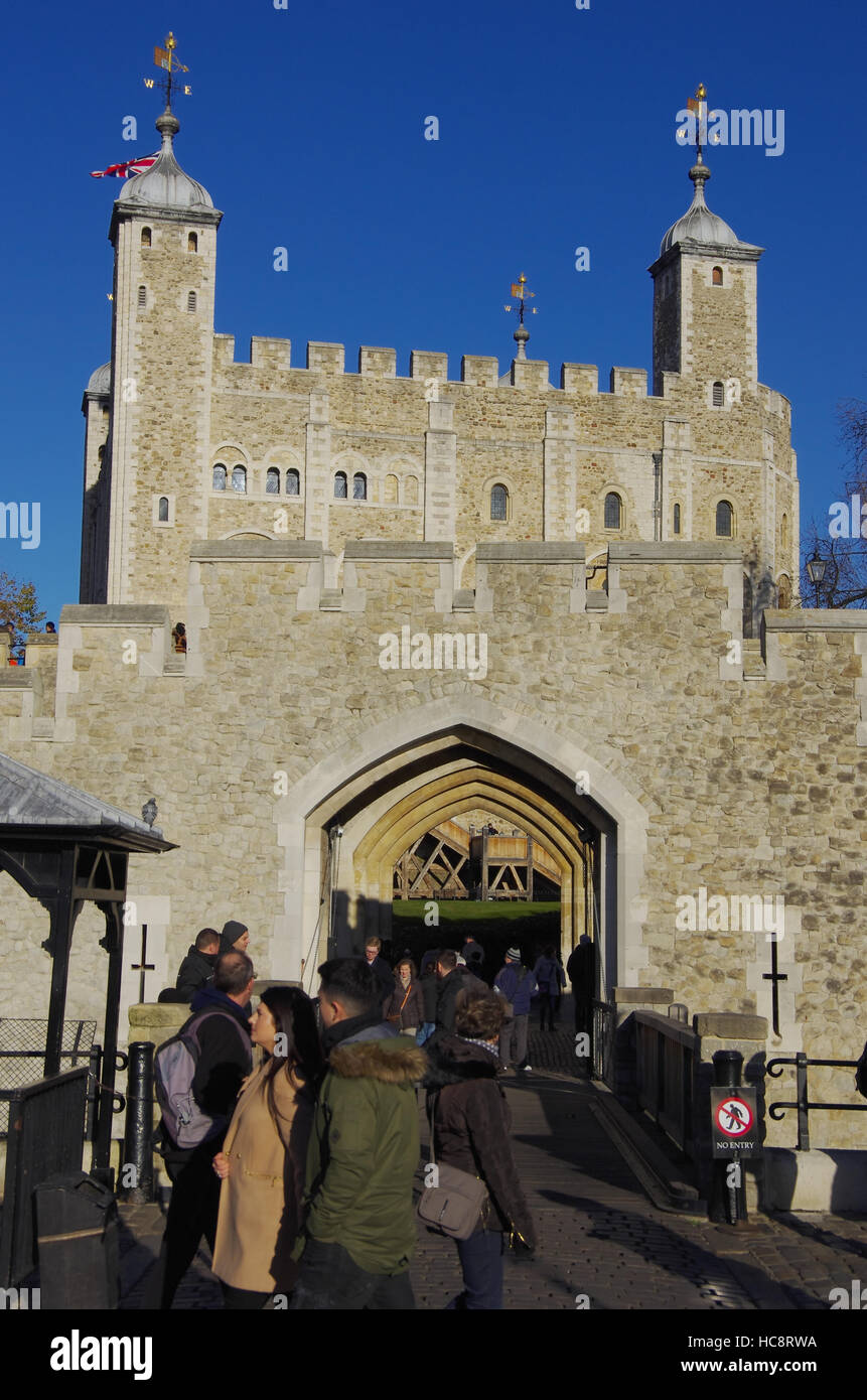 LONDON, UK - 1. Dezember 2016 - die mittelalterliche Festung des Tower of London Stockfoto