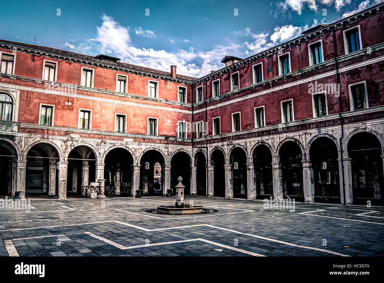 Ein HDR-Bild von San Giacomo di Rialto Square, Venedig, Italien Stockfoto