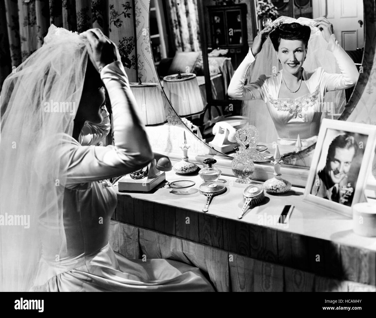 DER WÜRGER von BRIGHTON, June Duprez, John Loder (im Foto), 1945 Stockfoto