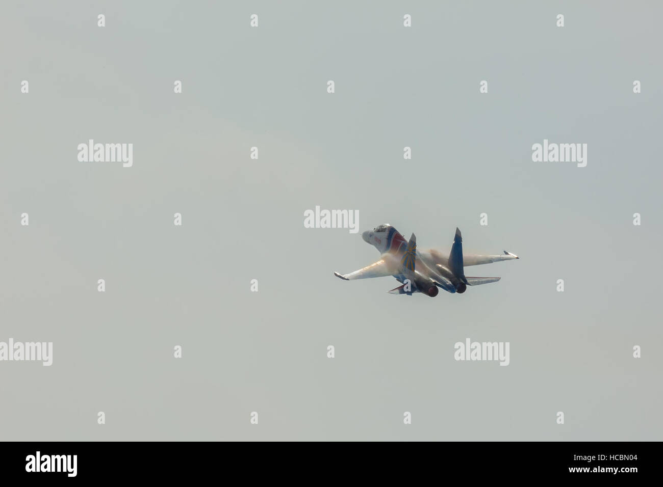 Kämpfer Suchoi Su-27 in Airshow russische Ritter. Stockfoto