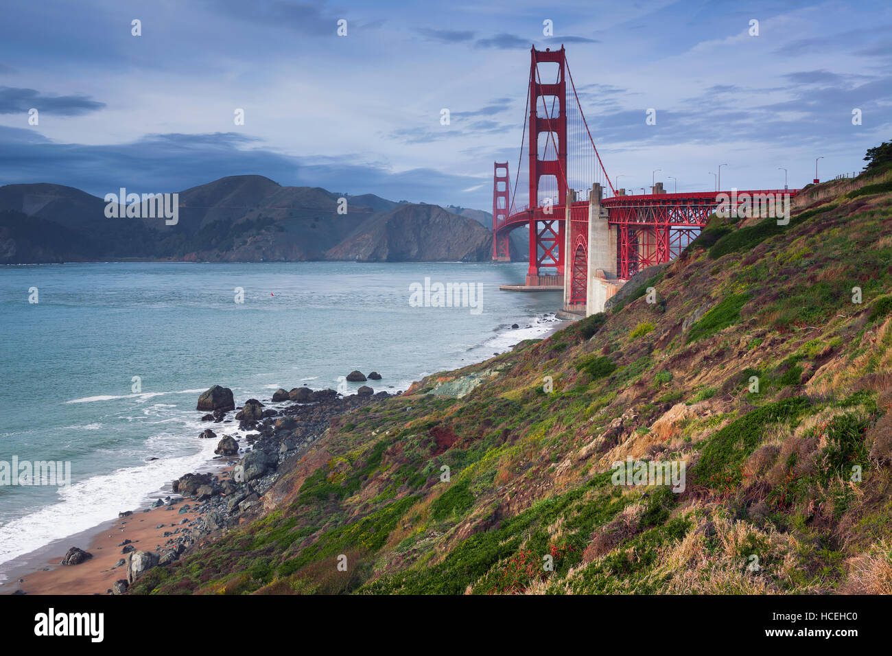 Golden Gate Bridge. Bild der Golden Gate Bridge in San Francisco, Kalifornien bei Sonnenuntergang. Stockfoto