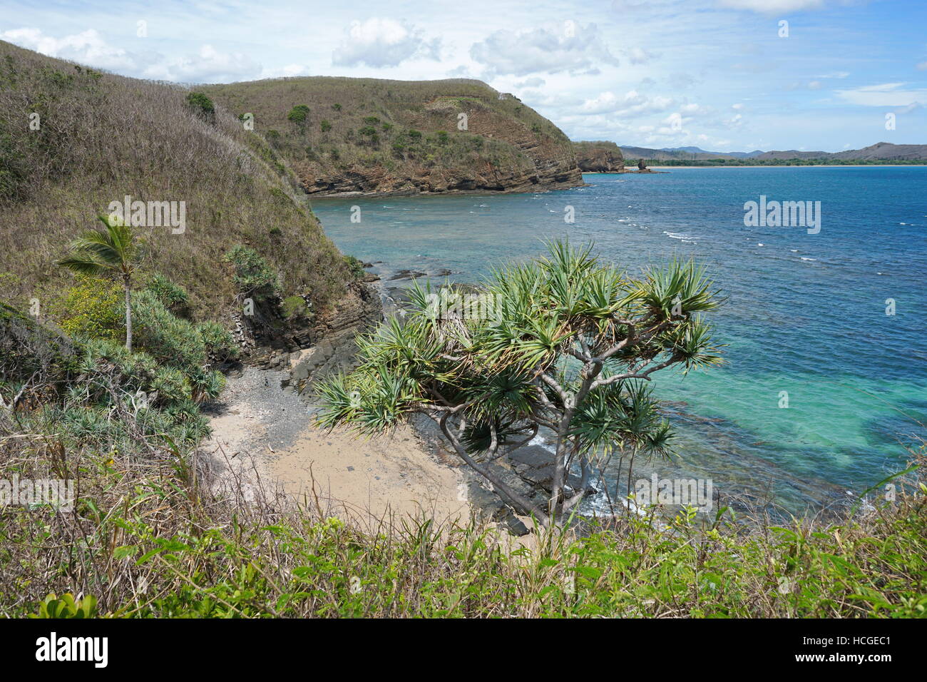 Einsame Bucht an der Küste von Grande Terre in der Nähe von Bourail, Neukaledonien, Südpazifik Stockfoto