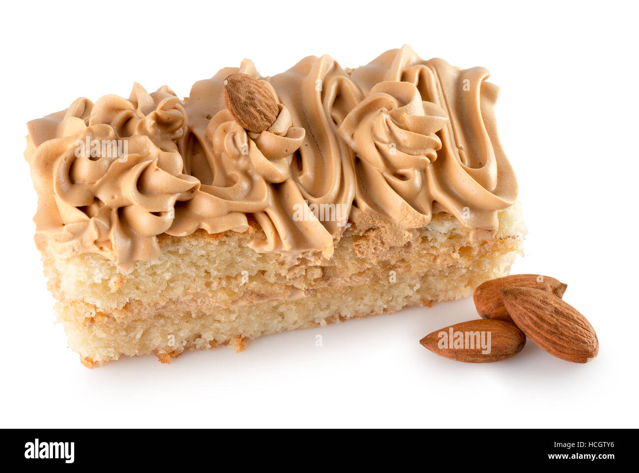 Kuchen mit Creme auf dem weißen Hintergrund isoliert. Stockfoto