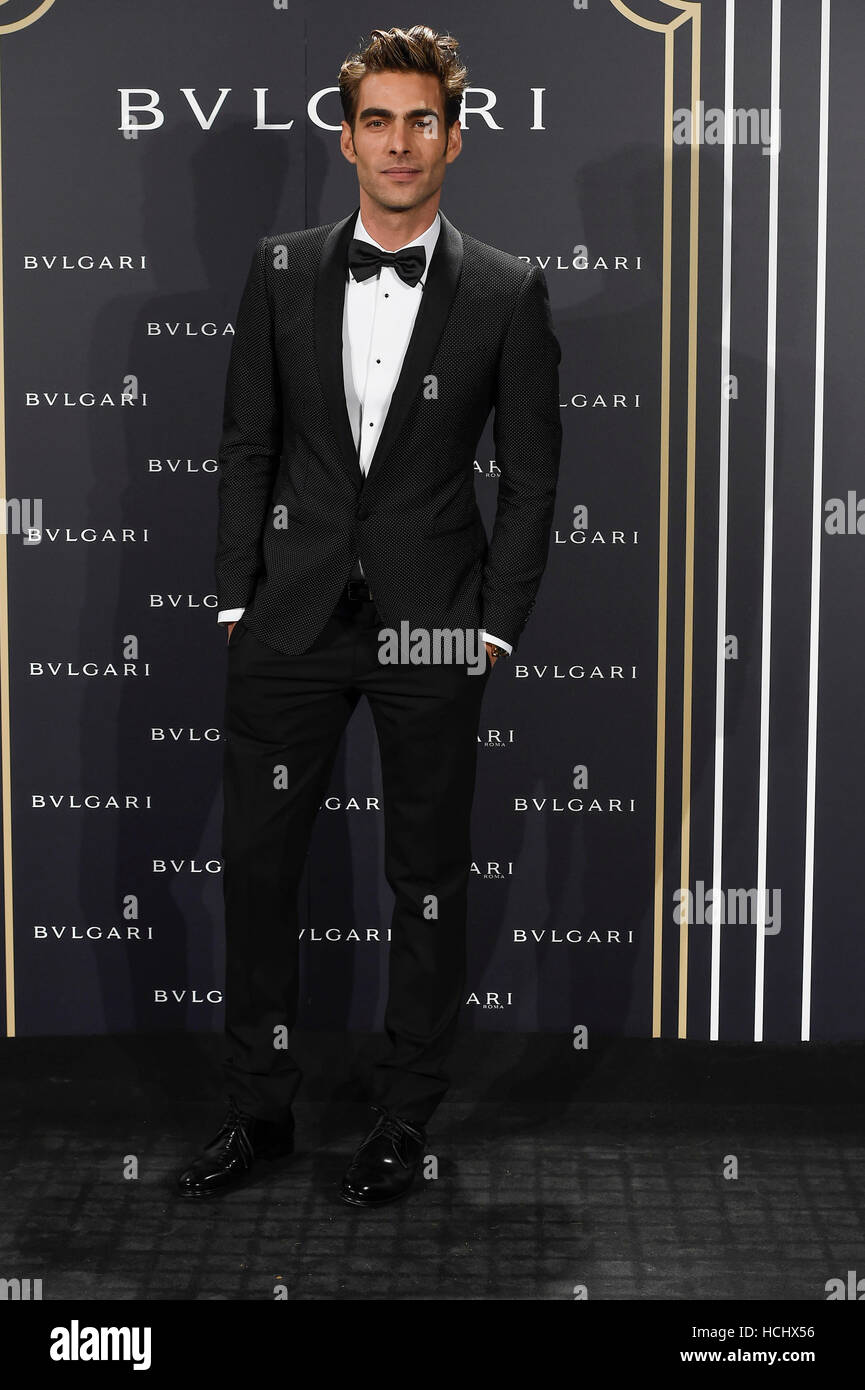 Modellieren Sie Jon Kortajarena während der Fototermin des Festivals der Signatur Bulgarien anlässlich der Ausstellung "Bulgarien und Rom" in der italienischen Botschaft in Madrid am Montag, 28. November 2016. Stockfoto