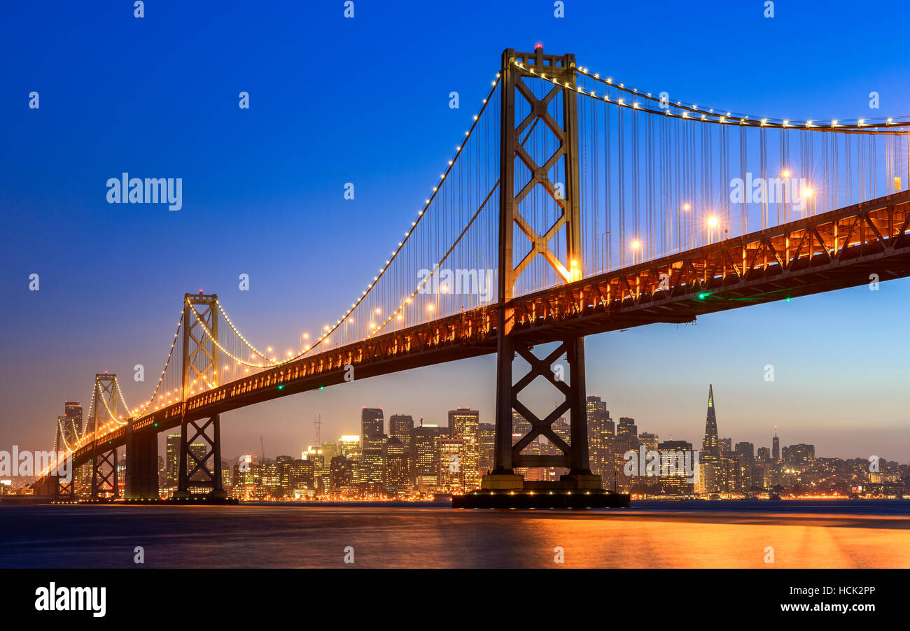 Die Bay Bridge und San Francisco Stockfoto