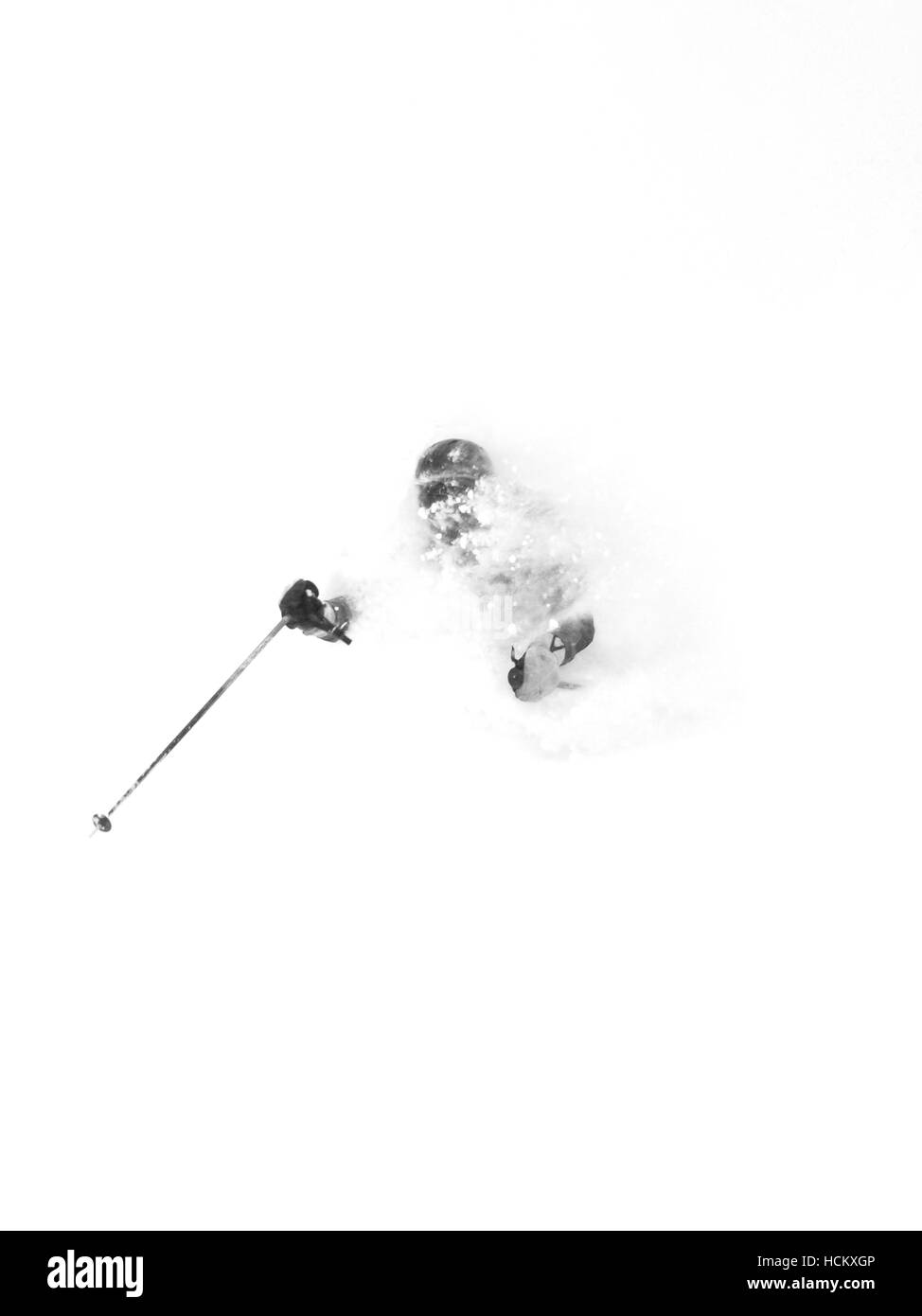 Das Gesicht des Skifahrers Frederike van Dantzig ist fast vollständig mit Pulverschnee bedeckt, beim Abstieg von des Annapuri-Berges, ein Vulkan in Niseko, Japan. Niseko befindet sich auf der Insel Hokkaido und ist bekannt für den Tiefschnee. Niseko war nam Stockfoto