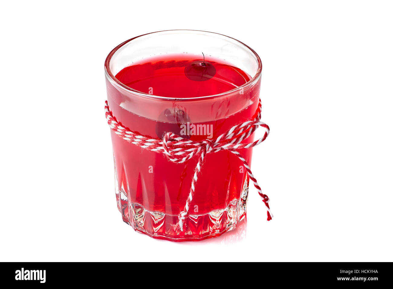 Cranberry Fruchtsaftgetränk auf weiß Stockfoto