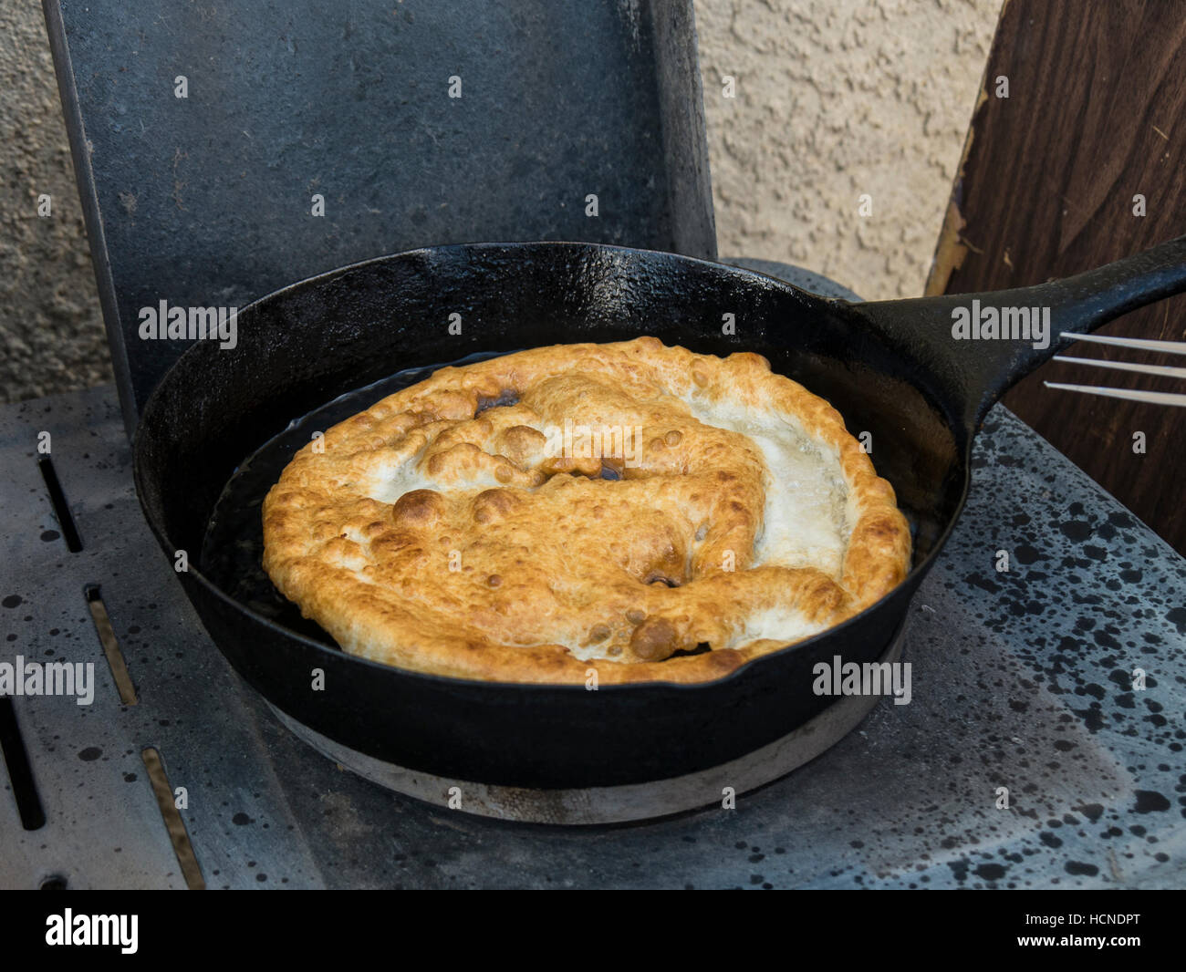Indisches bratbrot -Fotos und -Bildmaterial in hoher Auflösung – Alamy