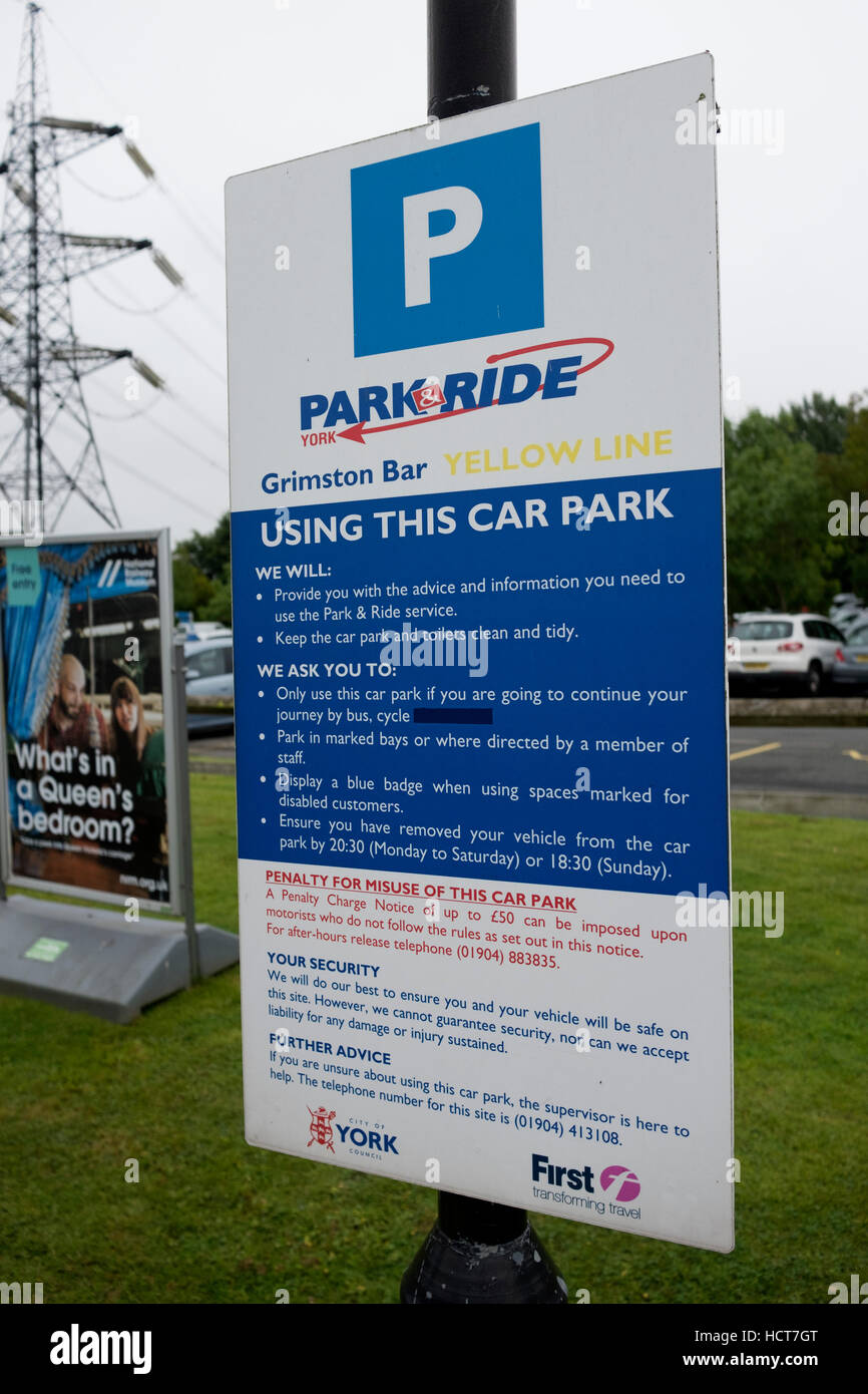 Park und Ride-Zeichen Stockfoto