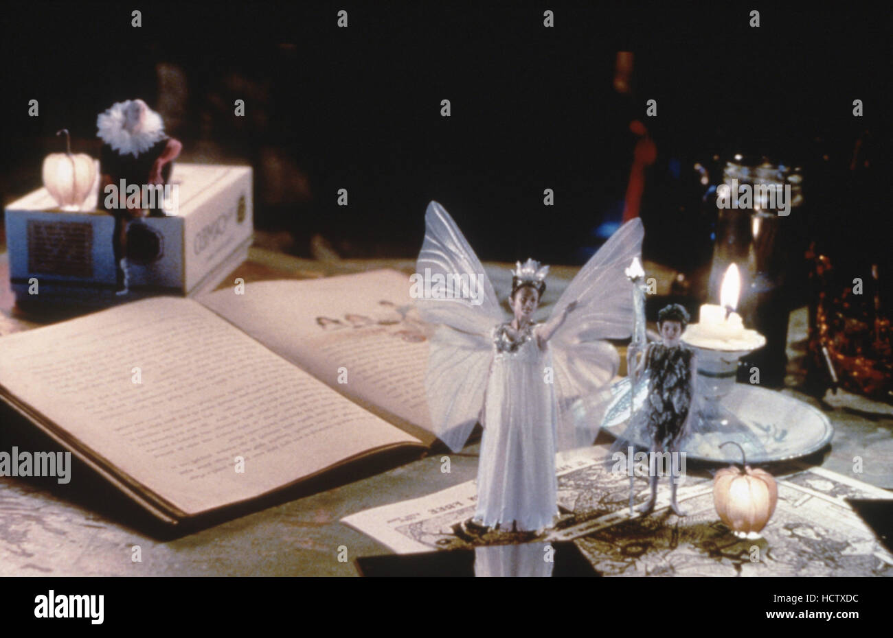 Die Wahre Geschichte Von Peter Pan Märchen: Eine wahre Geschichte, von links: Isabel Rocamora, Anna