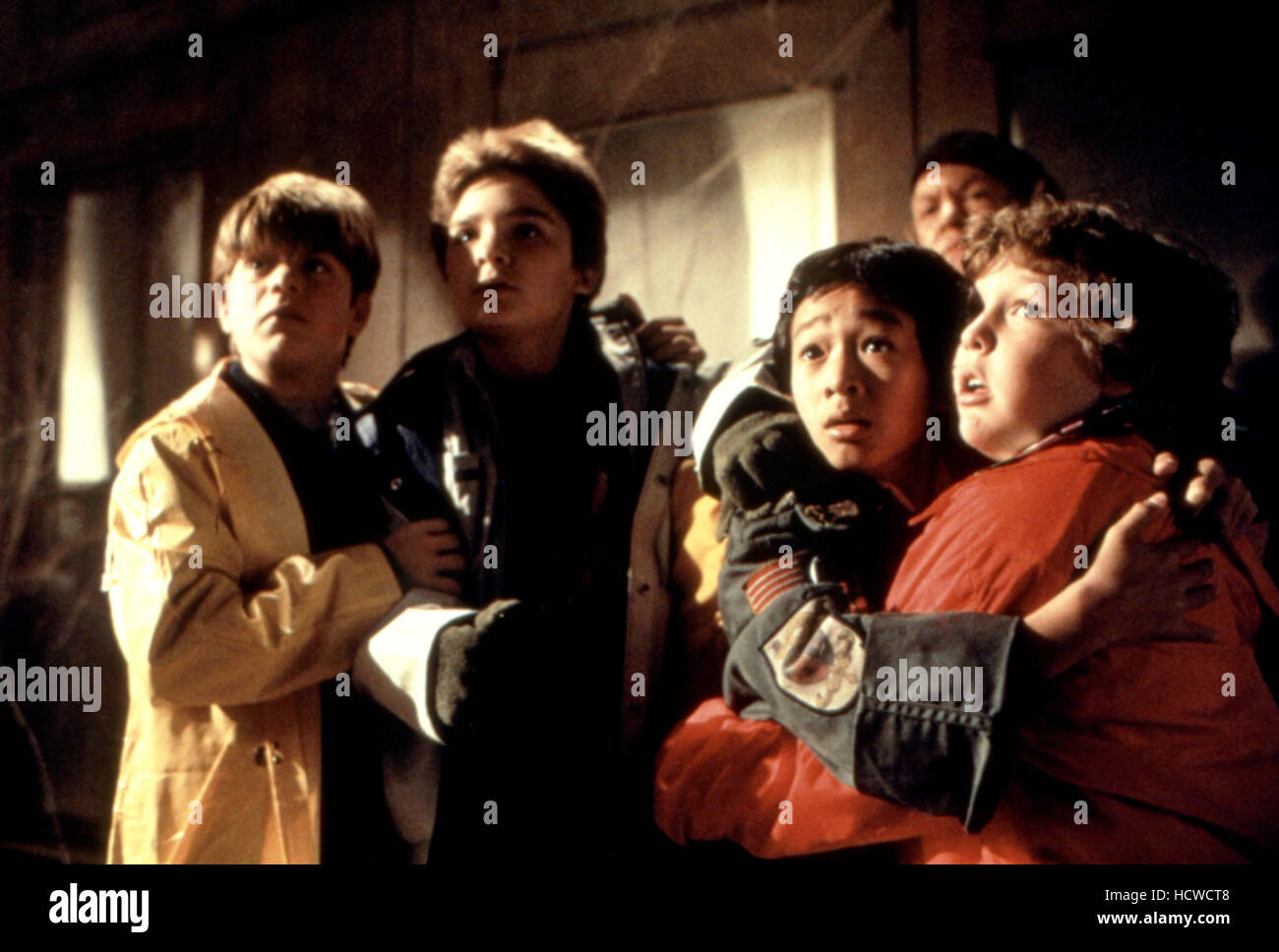 DIE GOONIES, Sean Astin, Corey Feldman, Ke Huy Quan (aka Jonathan Ke