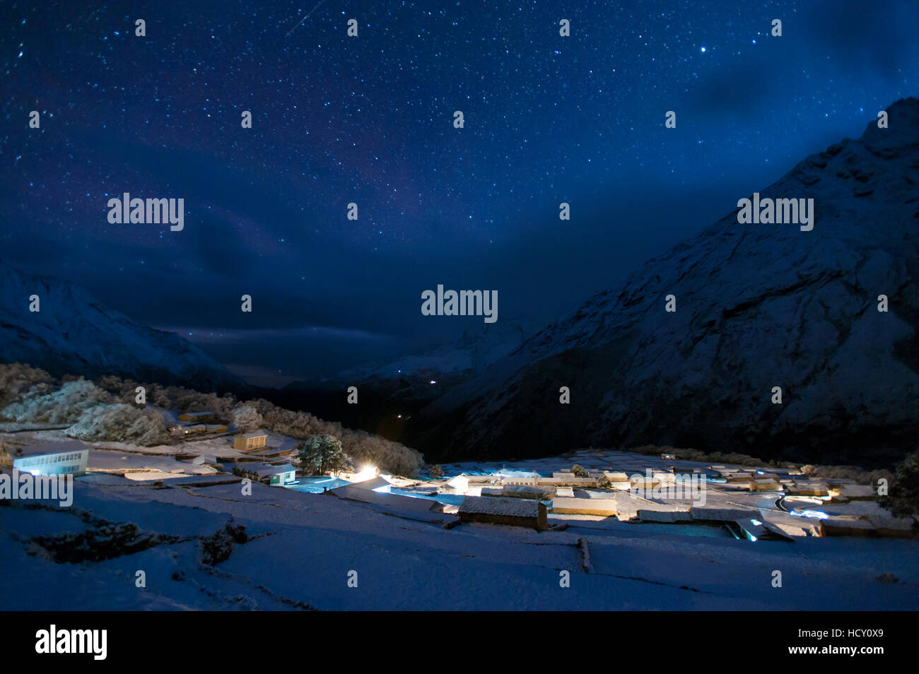 Die Sherpa Dorf von Phortse in der Nacht in der Khumbu-Region, Nepal Stockfoto