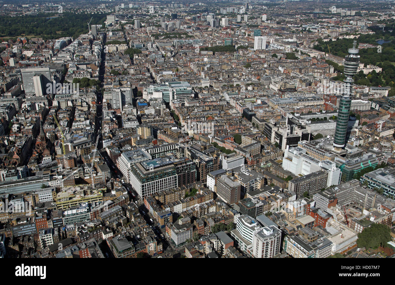 Luftaufnahme von Fitzrovia Stadtteil von London mit Blick auf Mayfair, England, UK Stockfoto