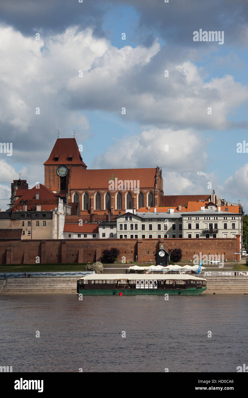 Stadt von Torun in Polen, Old Town-Blick von der Weichsel Stockfoto